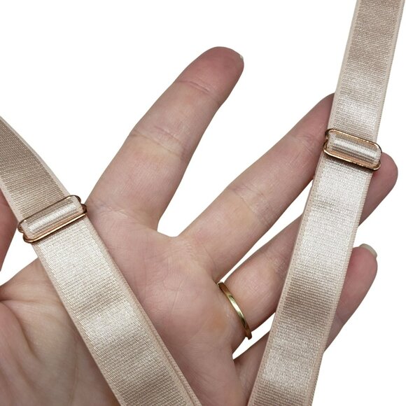 Oh La La Cheri Soft Cup Merry Widow with Plunging Neckline and Garter Straps - Picture 6 of 13